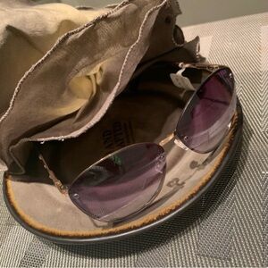 Tahari Aviator Sunglasses